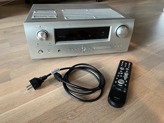 Denon AVR-1910 kotiteatterivahvistin kaukosäätimellä
