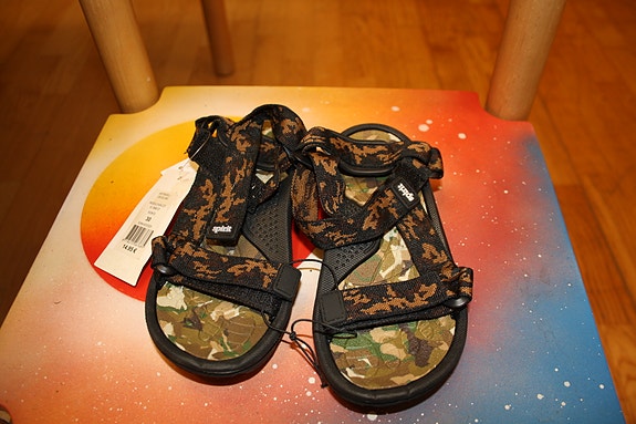 Uudet Spirit lasten sandaalit k.30 camo unisex