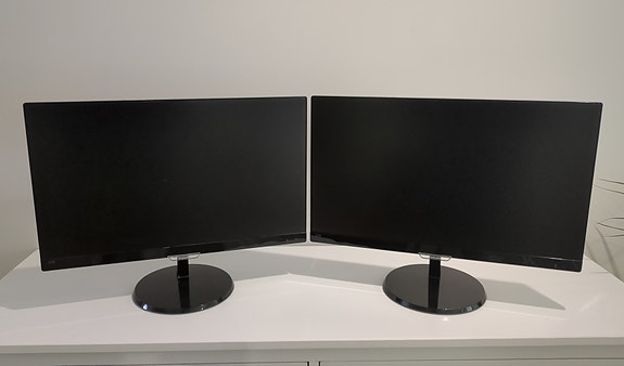 2kpl Philips 23" Full HD ips-näyttöjä