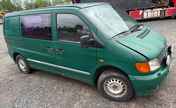 Myydään Mercedes-benz Vito 110CDI varaosina