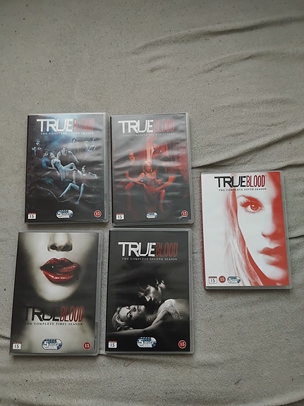 True Blood dvd-boksit kausi 1–5