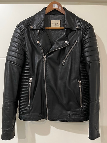 Biker-tyylinen nahkatakki (koko M)