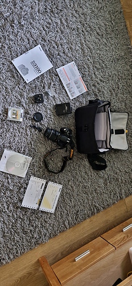 Nikon D3100 digijärjestelmäkamera