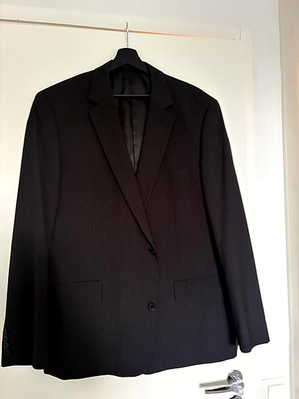 Dressmann miesten puku takki koko 58 (XXL) musta