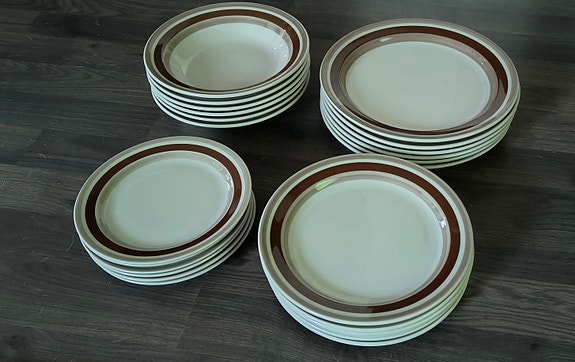 Arabia Pirtti astiasto, 24 kpl
