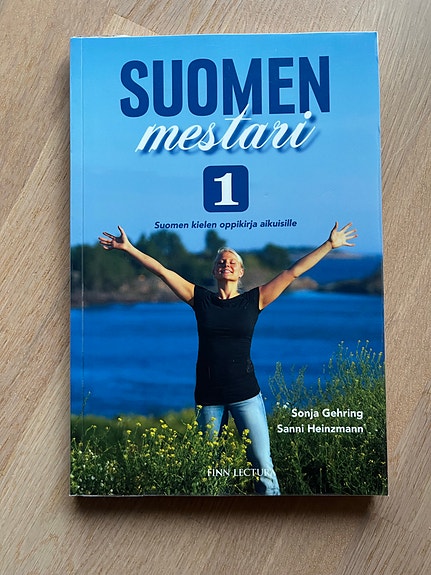 Suomen mestari 1, suomen kielen oppikirja aikuisille