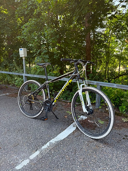 Nishiki Reno 26" lasten maastopyörä