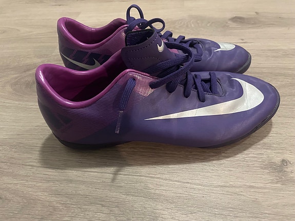 Nike Mercurial Victory TF (23,5cm)