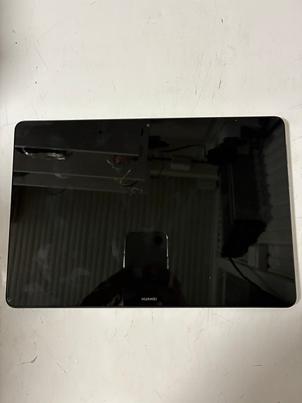 Huawei MediaPad T5 -tabletti (AGS2-L09), 16GB/2GB RAM