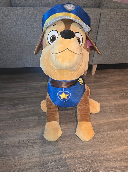 Paw Patrol Chase iso pehmolelu koira