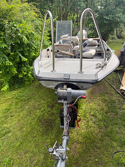S-Buster, 15hp Honda 4t perämoottori + traileri sähkövinssil