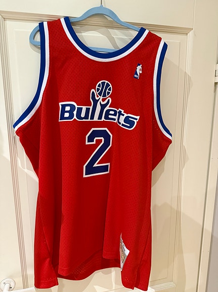Mitchell & Ness Hardwood Classics Bullets Chris Webber pelipaita XXL punainen