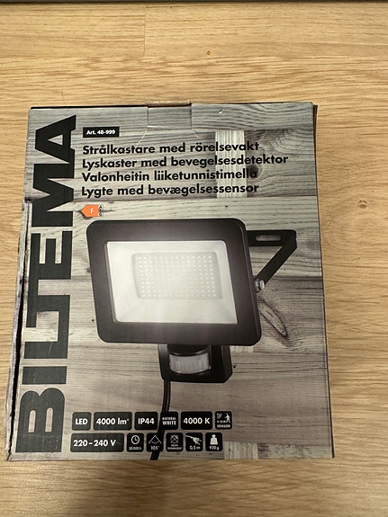 Biltema LED-valonheitin liiketunnistimella 4000 lm