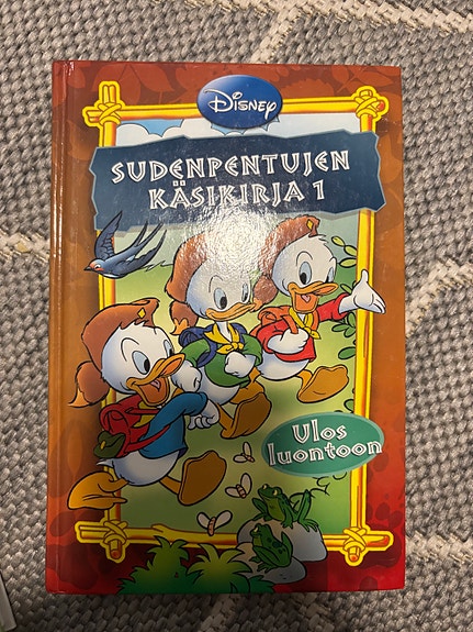 Sudenpentujen käsikirja 1 kirja