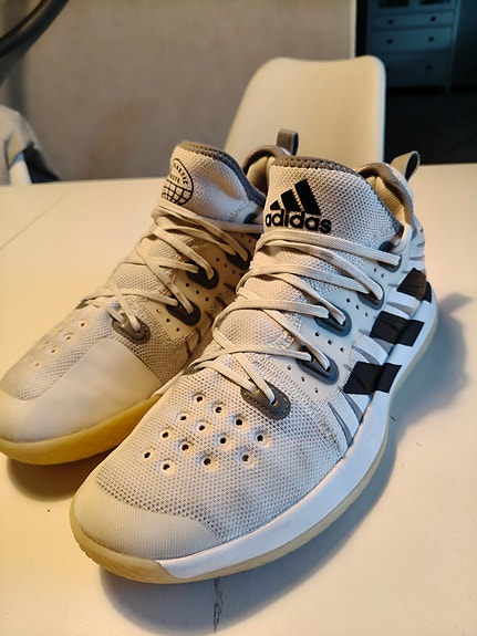 Adidas Stabil next gen sisäpelikengät koko 42