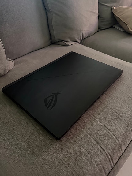 ASUS ROG Strix G18 18" pelikannettava, Windows 11 (G815LR-S9002W)