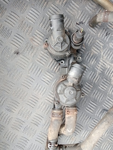 1.6 fsi termostaattikotelo