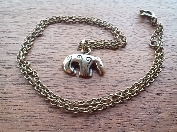 Kalevala pronssi karhu kaulakoru