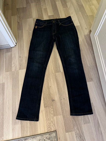 Naisten Farkut koko 40
