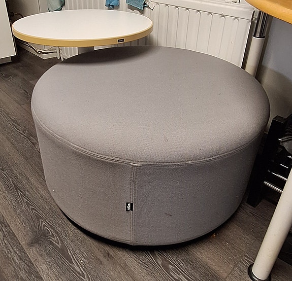 Pöytä ja rahi, Isku