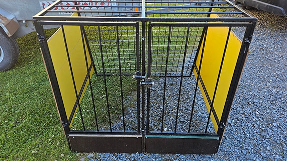 Autohäkki 2 koiralle