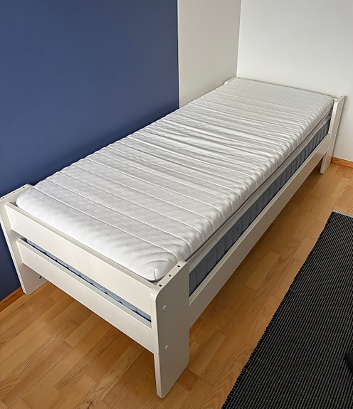 Unipuun sänky Ikean patjoilla