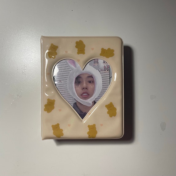 Stray Kids photareilla täytetty k-pop binder