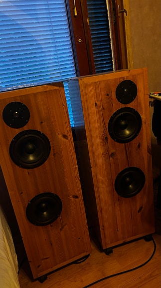 Hifi 50/3 rakennussarja kaiuttimet