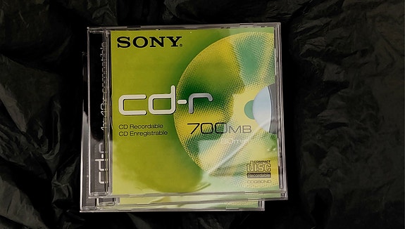 Tyhjät cd rom levyt