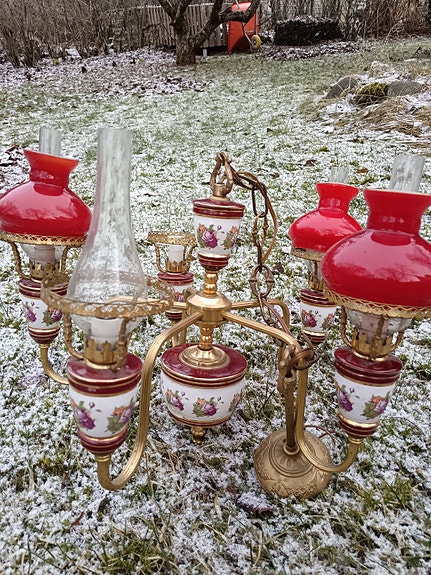 Koristeellinen valaisin