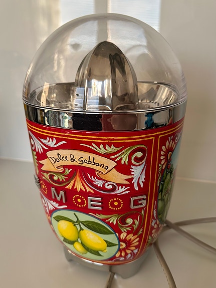 Smeg | Dolce & Gabbana punainen sitruspuserrin