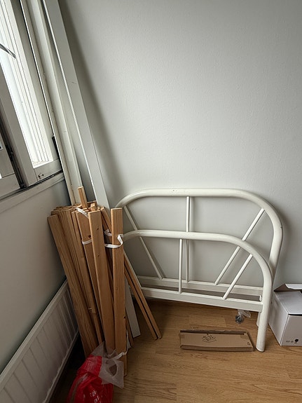 Sänky 90*200
