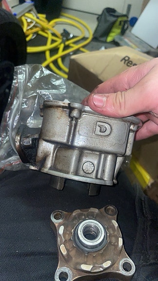 Myydään Derbi 50cc alumiinipytty