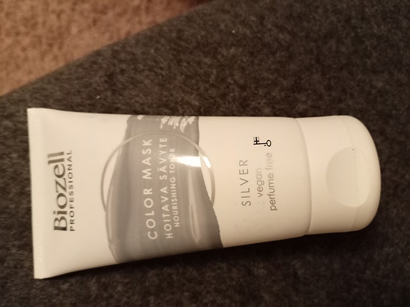 Biozell Color Mask Silver hoitava sävyte hiuksille