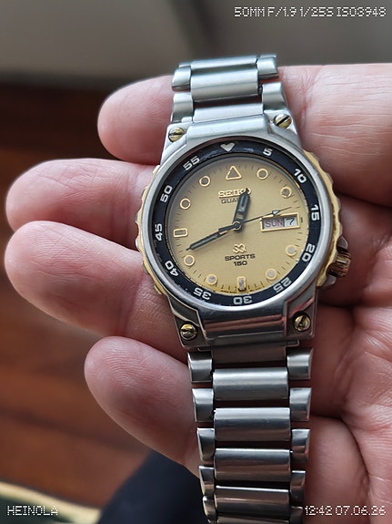 Seiko miesten rannekello teräsrannekkeella