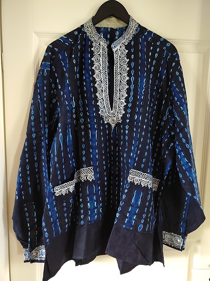 Afrikkalainen uusi batiikki juhlapaita L/XL käsityötä