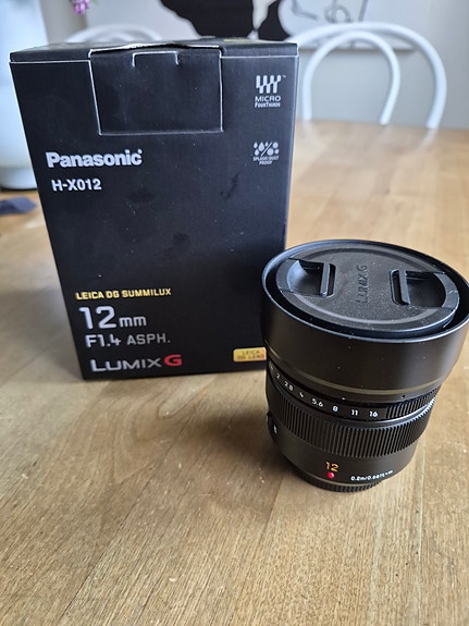 MFT Panasonic Leica DG Summilux 12mm F1.4 objektiivi