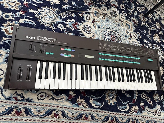 Yamaha DX7