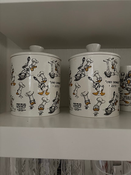 Donald Duck mukit 12 kpl ja purkit 2 kpl