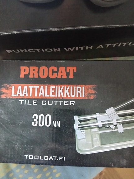 Laattaleikkuri
