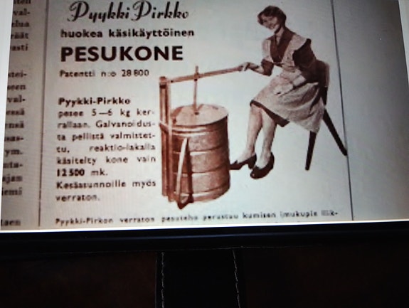 Pyykki-Pirkko käsikäyttöinen pesukone puinen