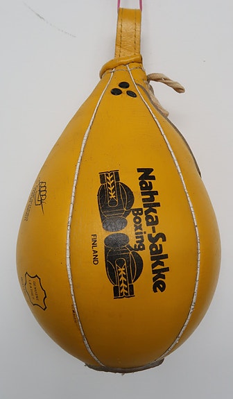 Nahka-Sakke, päärynäpallo keltainen