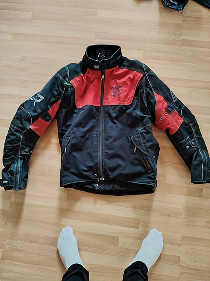 Rukka Gore-Tex ajotakki 56 musta-punainen
