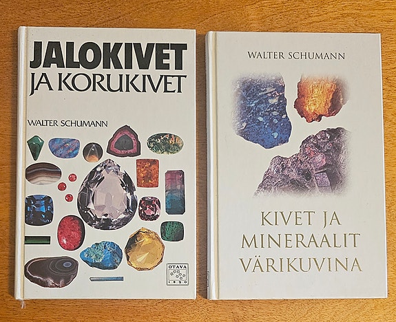 Walter Schumann: Jalokivet ja korukivet + Kivet ja mineraalit kirja