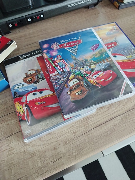 Disney Pixar Autot DVD-elokuvapaketti