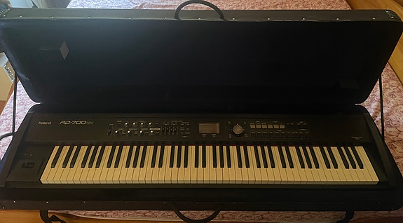 Roland kosketinsoitin / stage piano