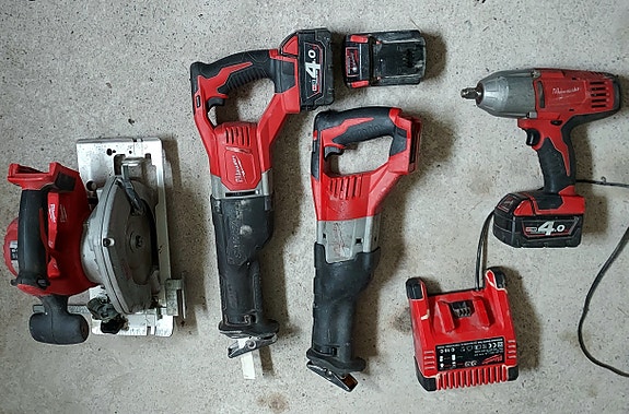Milwaukee HD18
