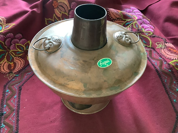 Vanha itämainen pata