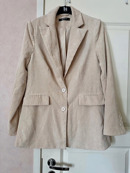 Beige bleiseri
