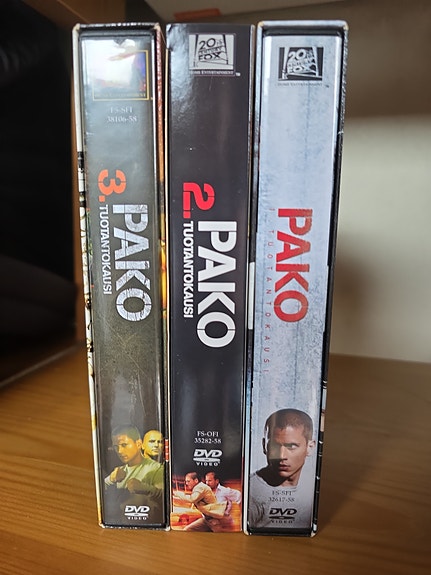Pako kaudet 1–3 DVD-boksi